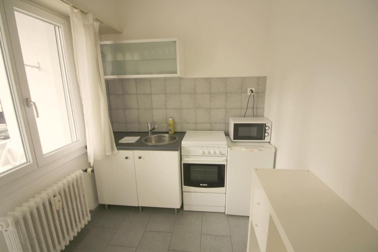 Апартаменты Swiss Star Basel Schweizergasse - Self Check-In Экстерьер фото